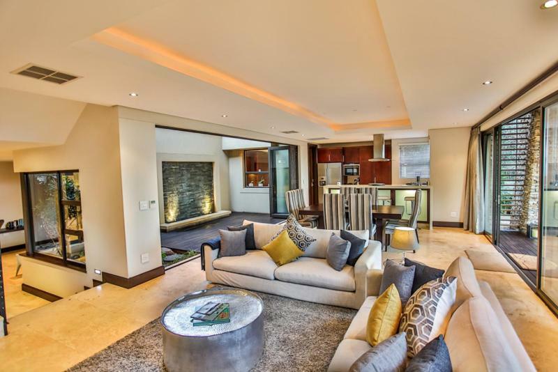 Villa Zimbali 4 Bedroom With Pool Zhb1 Ballito