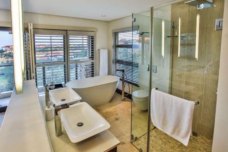 Zimbali 4 Bedroom With Pool Zhb1